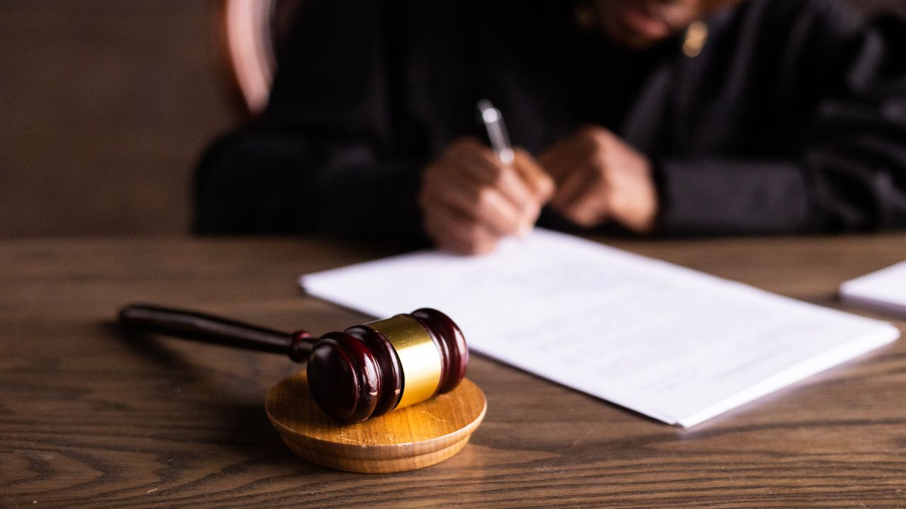 Gavel and Legal Counsel
